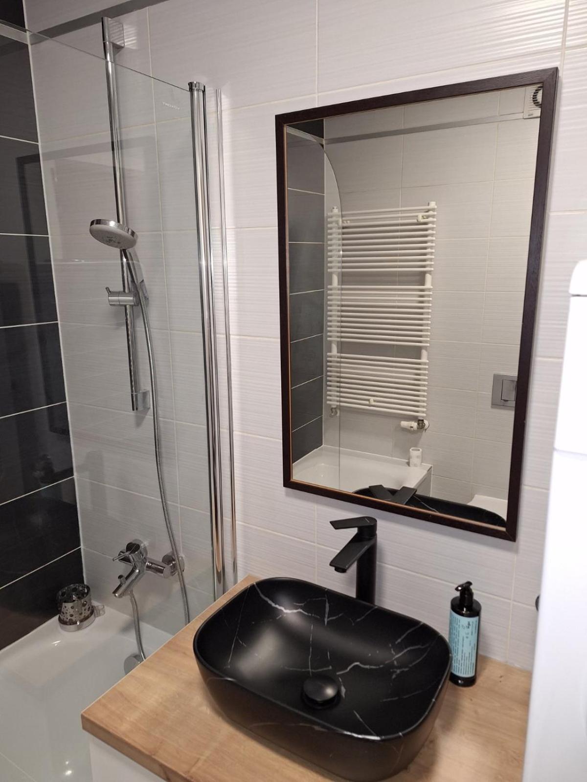 Apartman Lory, Zagreb, Downtown, With Own Parking In The Garage Exteriör bild
