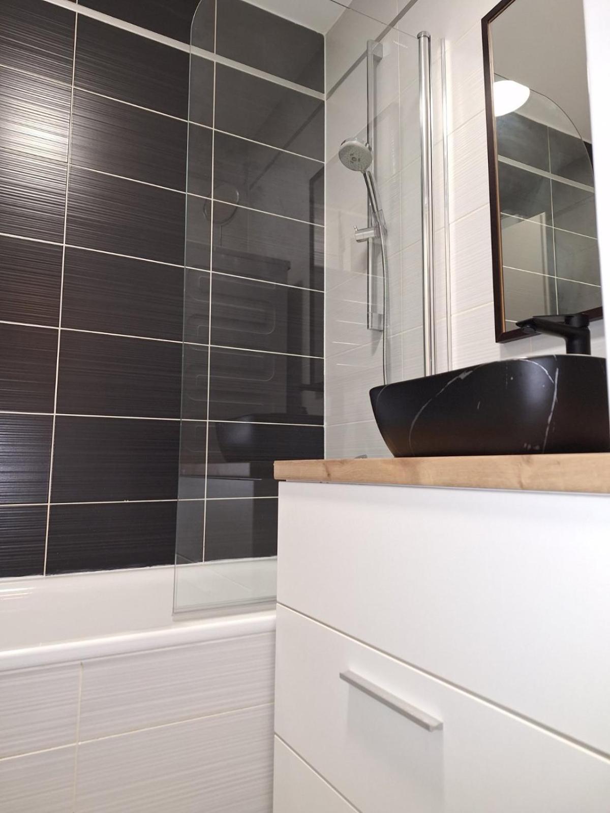 Apartman Lory, Zagreb, Downtown, With Own Parking In The Garage Exteriör bild
