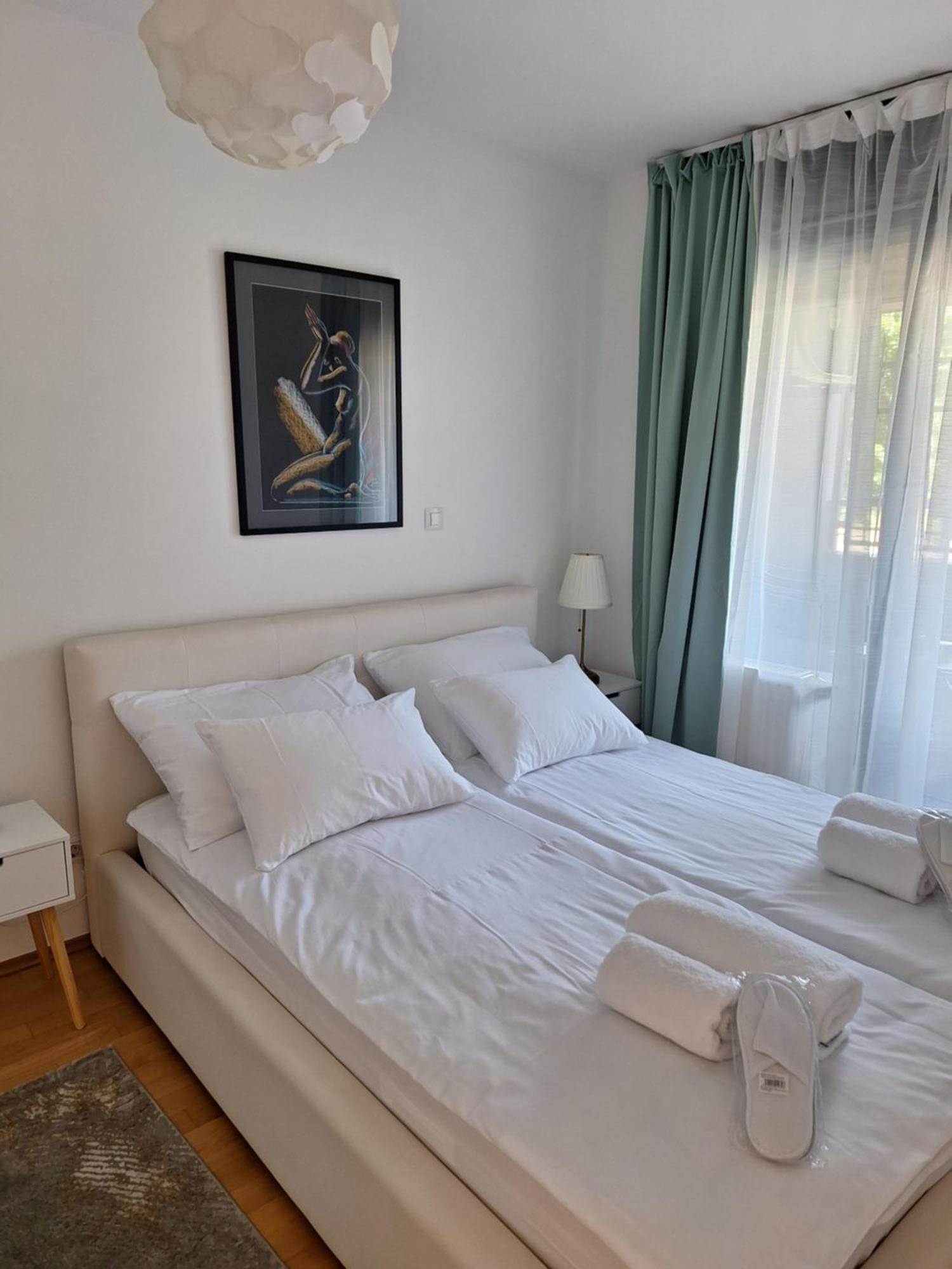 Apartman Lory, Zagreb, Downtown, With Own Parking In The Garage Exteriör bild